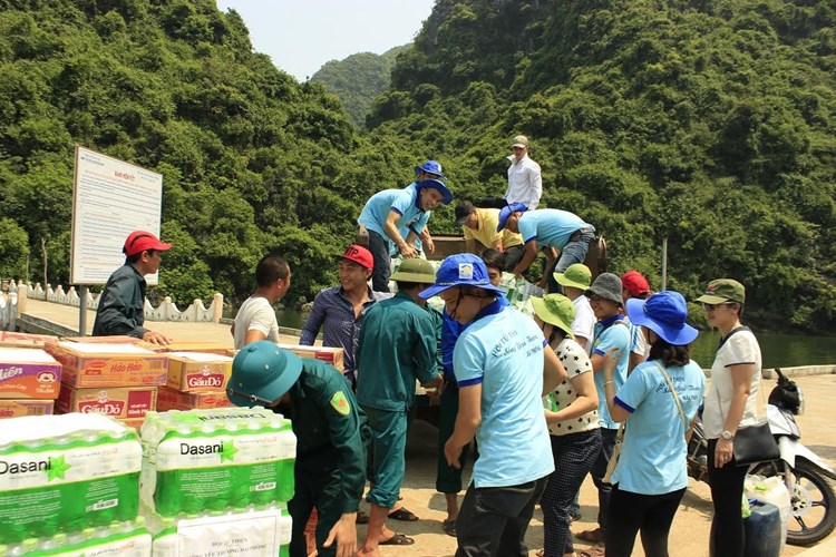 Người[-]dân[-]Việt[-]Hải[-]vẫn[-]khốn[-]khổ[-]vì[-]ngập[-]lụt